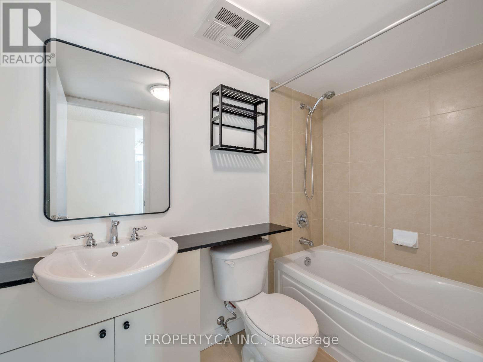 2110 - 361 Front Street W, Toronto, Ontario  M5V 3R5 - Photo 7 - C12408142