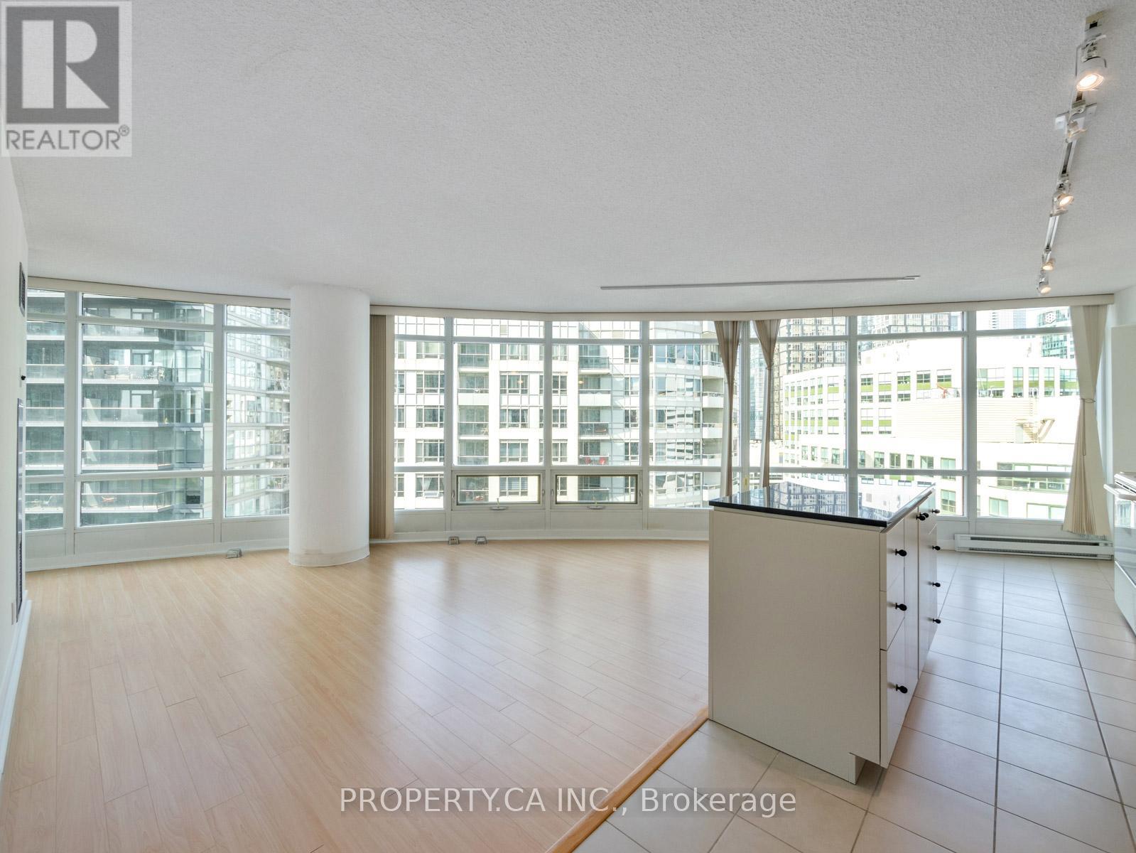 2110 - 361 Front Street W, Toronto, Ontario  M5V 3R5 - Photo 9 - C12408142