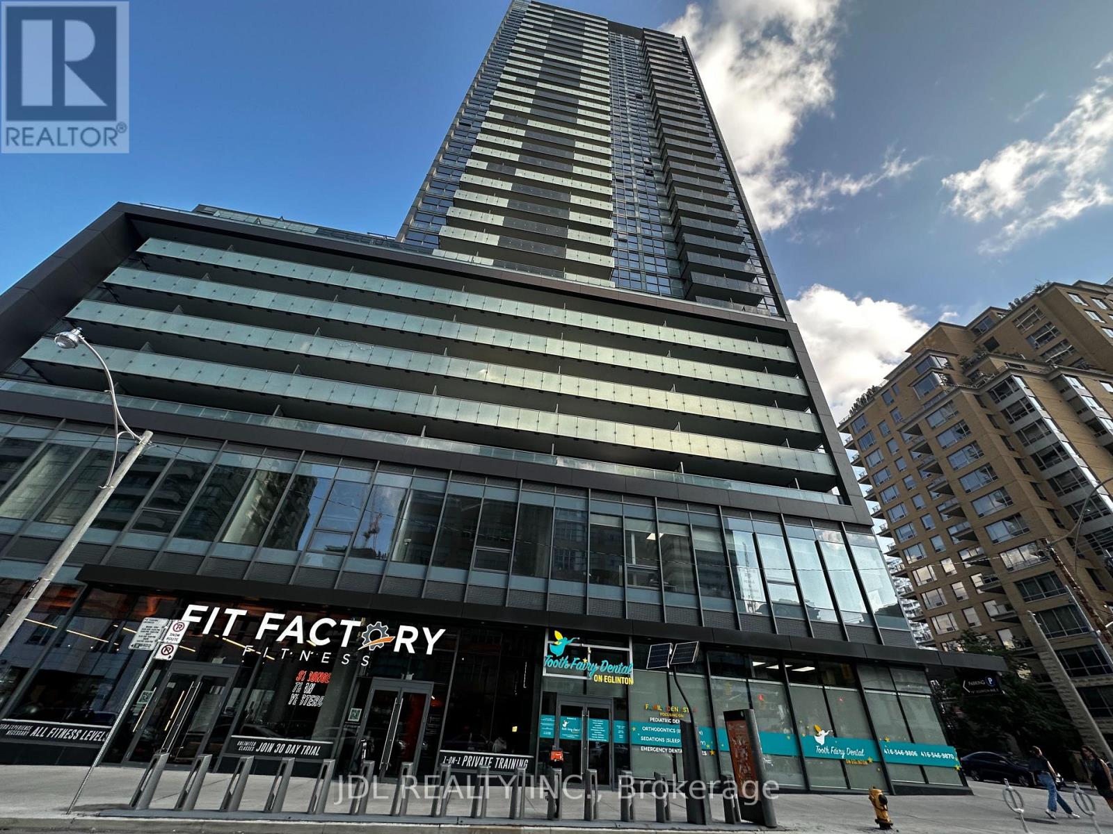 210 - 165 Eglinton Avenue E, Toronto, Ontario  M4P 1J4 - Photo 1 - C12408144