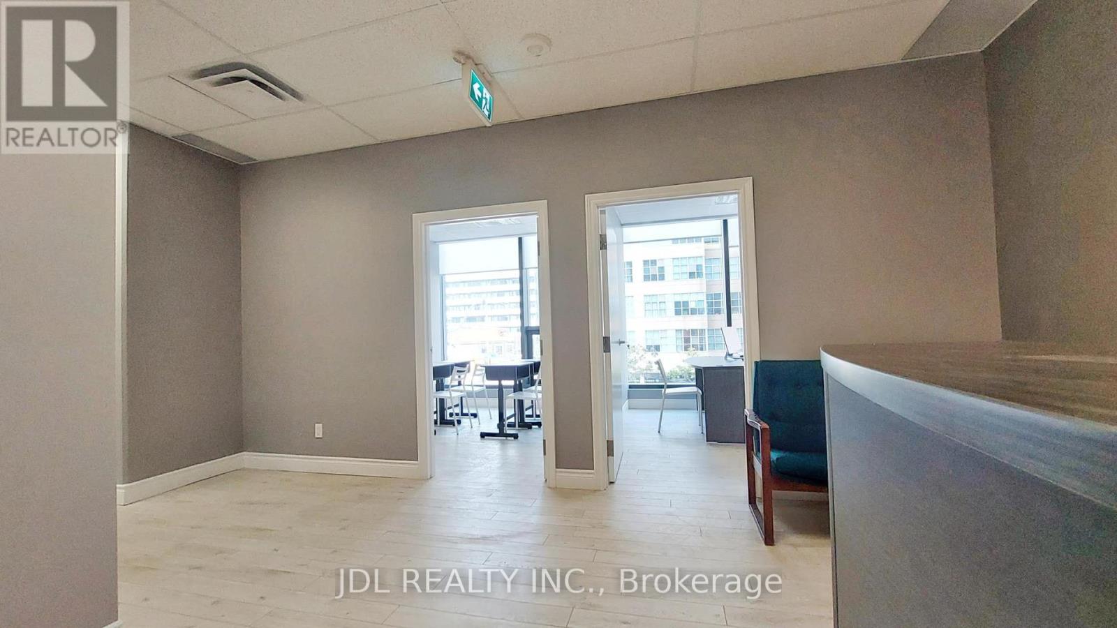 210 - 165 Eglinton Avenue E, Toronto, Ontario  M4P 1J4 - Photo 16 - C12408144