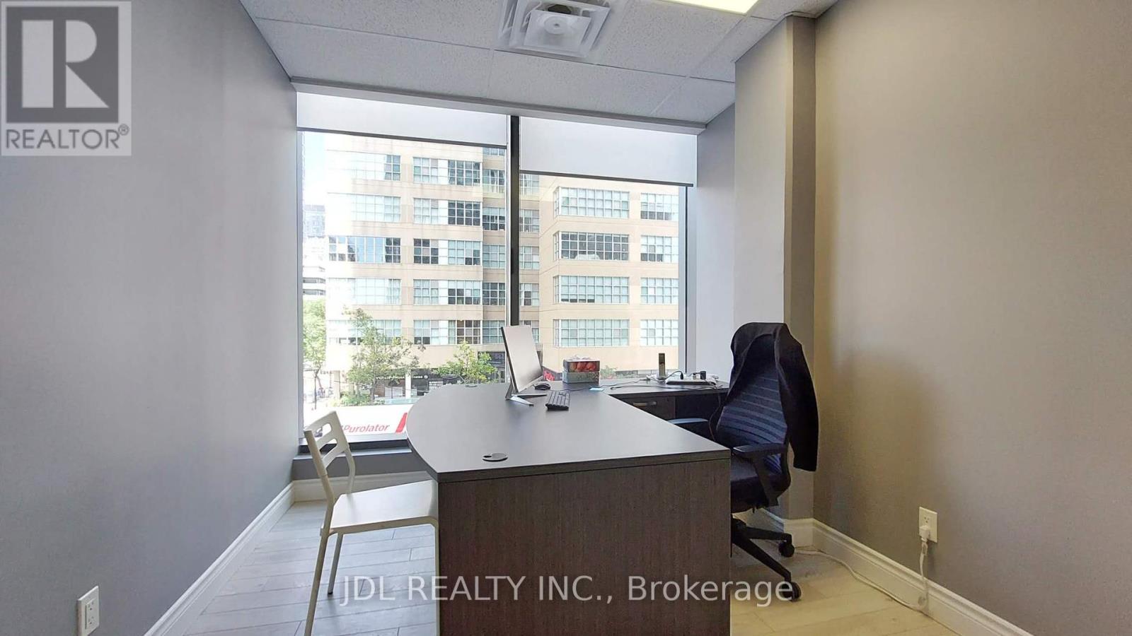 210 - 165 Eglinton Avenue E, Toronto, Ontario  M4P 1J4 - Photo 13 - C12408145