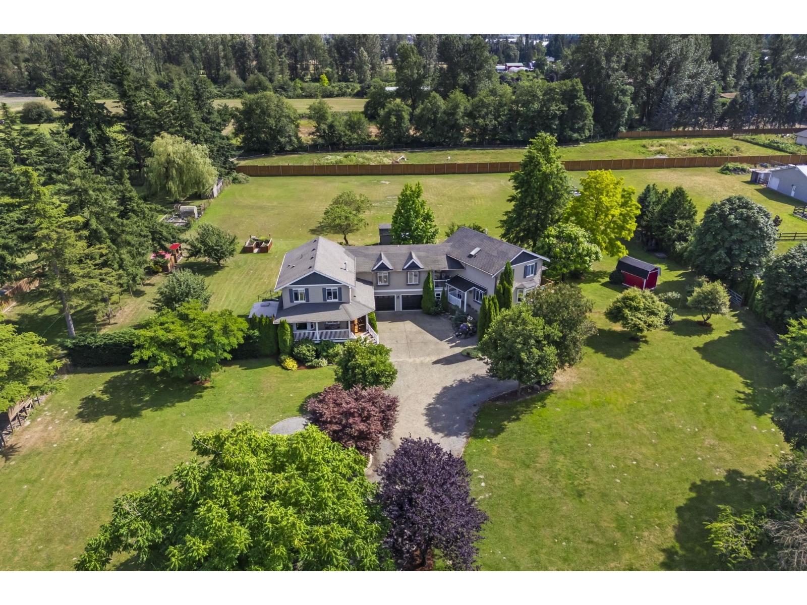 41446 Yarrow Central Road, Yarrow, Yarrow, British Columbia  V2R 5G5 - Photo 2 - R3047901