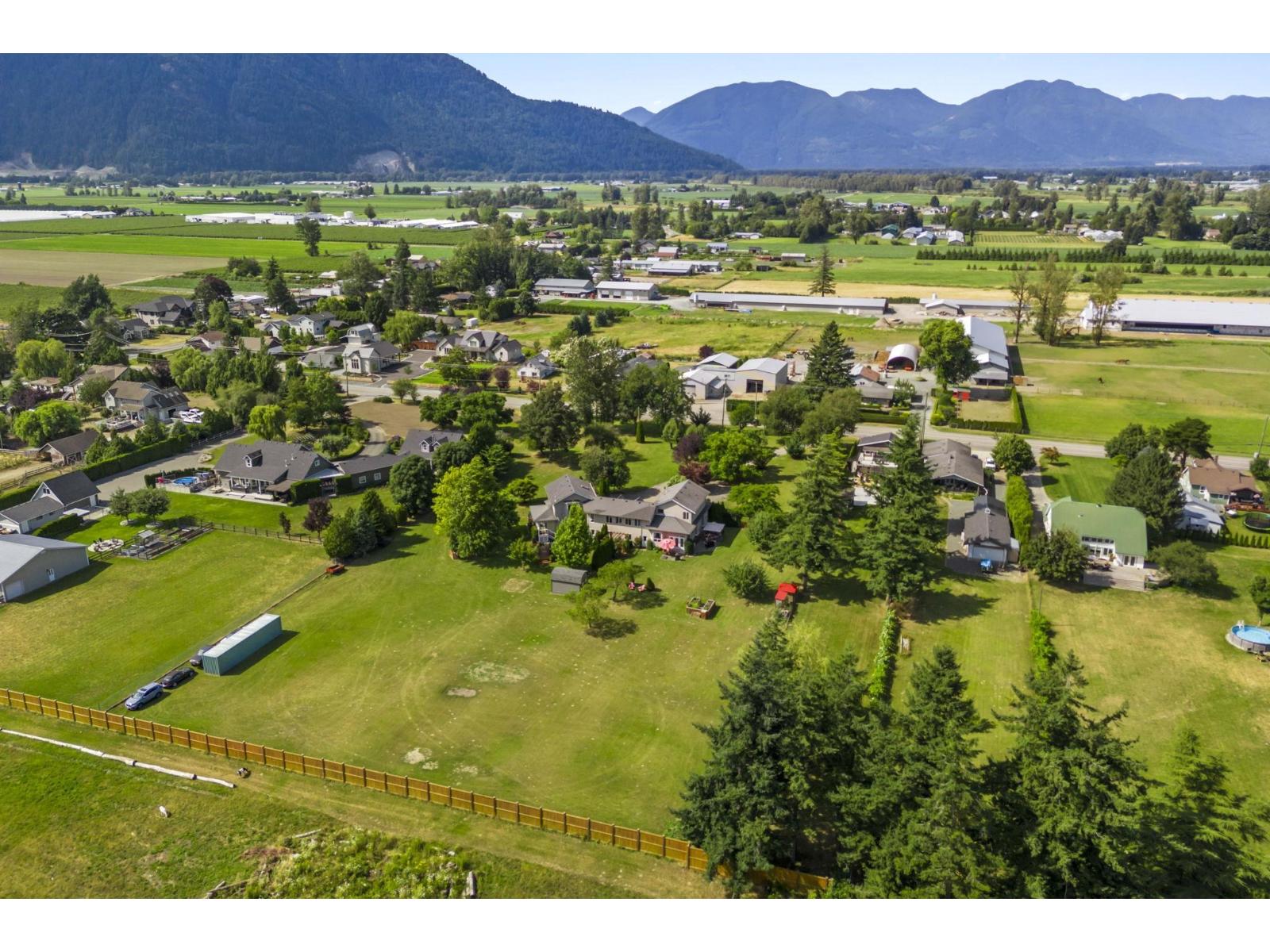 41446 Yarrow Central Road, Yarrow, Yarrow, British Columbia  V2R 5G5 - Photo 38 - R3047901