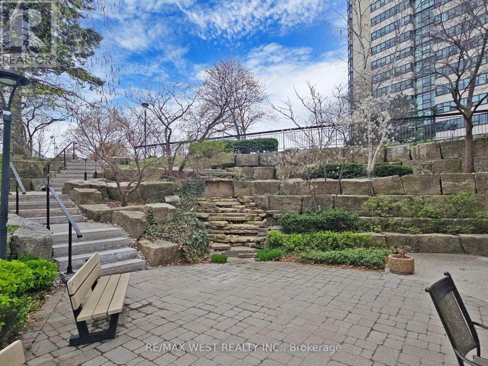 1108 - 1555 Finch Avenue E, Toronto (Don Valley Village), Ontario  M2J 4X9 - Photo 47 - C12404436