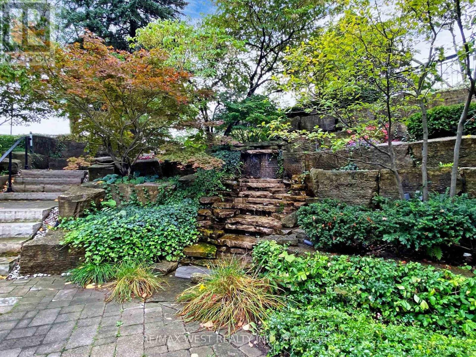 1108 - 1555 Finch Avenue E, Toronto (Don Valley Village), Ontario  M2J 4X9 - Photo 49 - C12404436