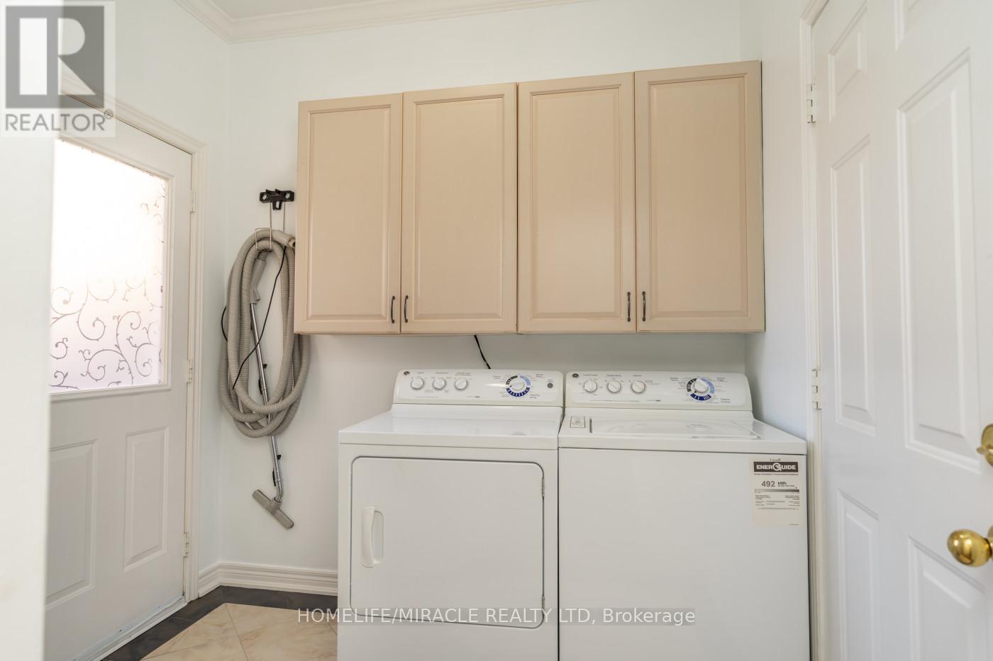 60 Forest Fountain Drive, Vaughan, Ontario  L4H 1S3 - Photo 22 - N12408132