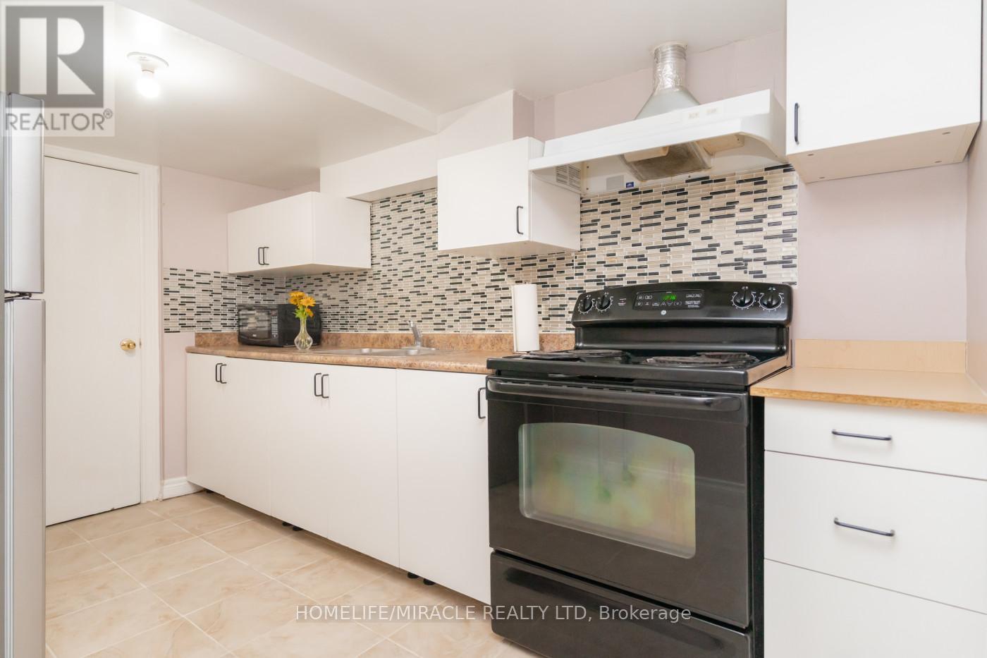 60 Forest Fountain Drive, Vaughan, Ontario  L4H 1S3 - Photo 42 - N12408132