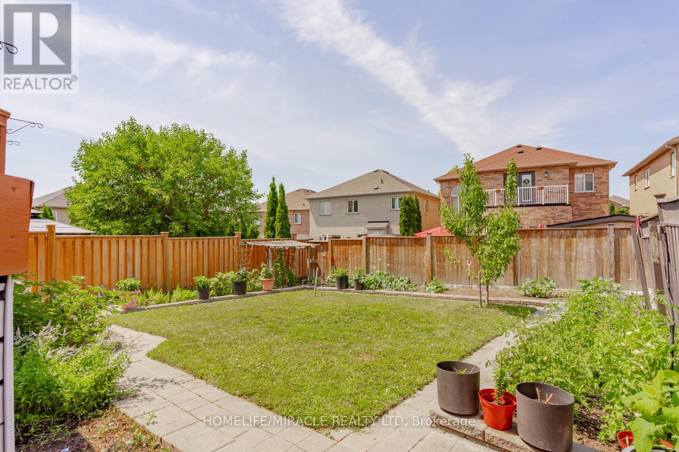 60 Forest Fountain Drive, Vaughan, Ontario  L4H 1S3 - Photo 46 - N12408132
