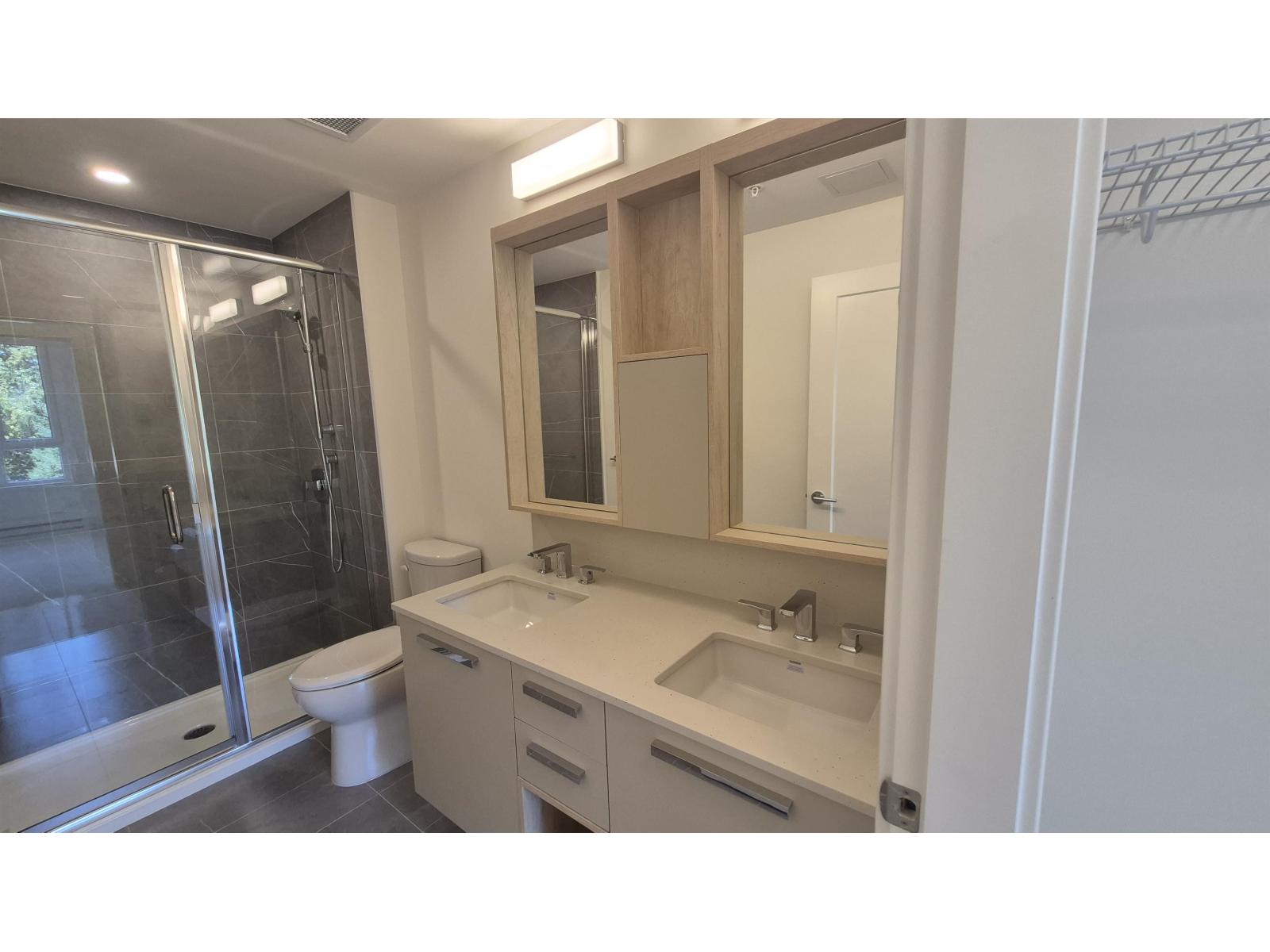 416 13788 76 Avenue, Surrey, British Columbia  V3W 3V9 - Photo 13 - R3048166
