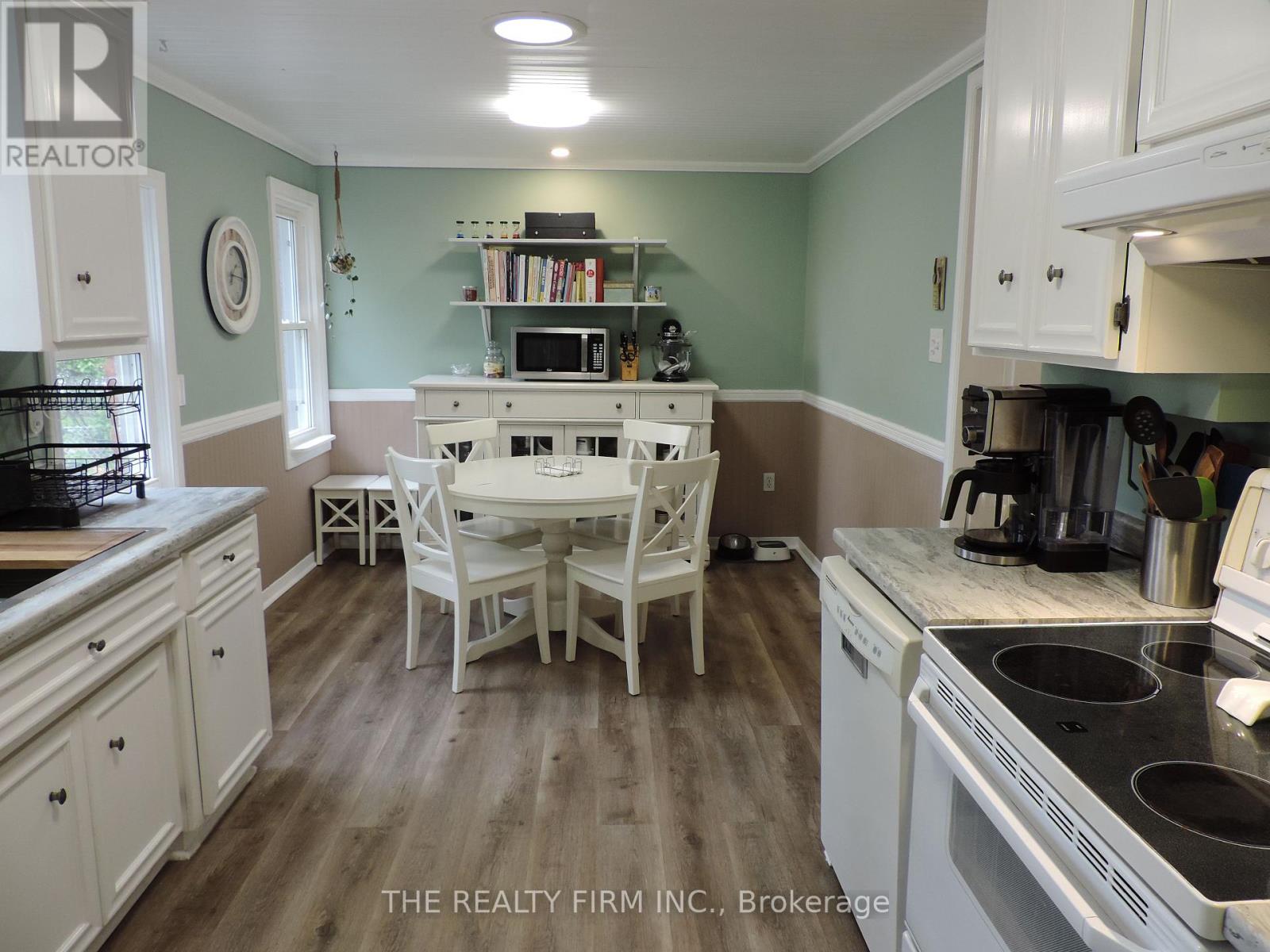 11 South Street E, Aylmer, Ontario  N5H 1P5 - Photo 20 - X12408168
