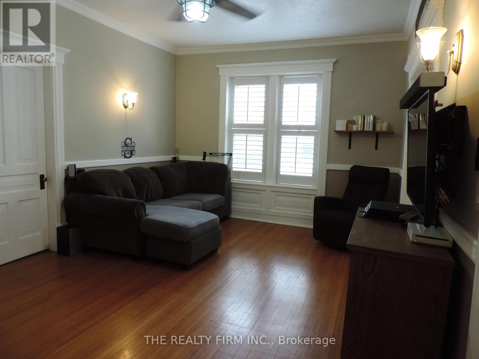 11 South Street E, Aylmer, Ontario  N5H 1P5 - Photo 5 - X12408168