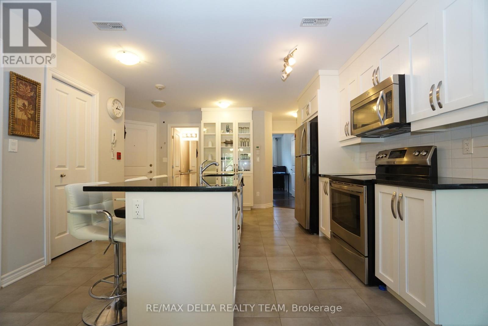 1 - 80 Prestige Circle, Ottawa, Ontario  K4A 0Y1 - Photo 6 - X12408172