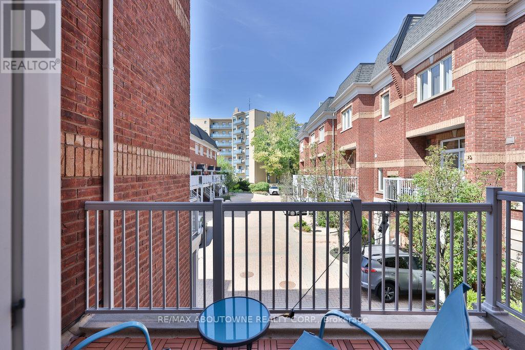 8 - 120 Bronte Road, Oakville, Ontario  L6L 3C1 - Photo 20 - W12408129