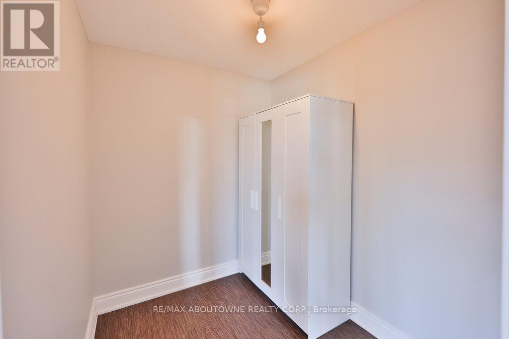 8 - 120 Bronte Road, Oakville, Ontario  L6L 3C1 - Photo 33 - W12408129