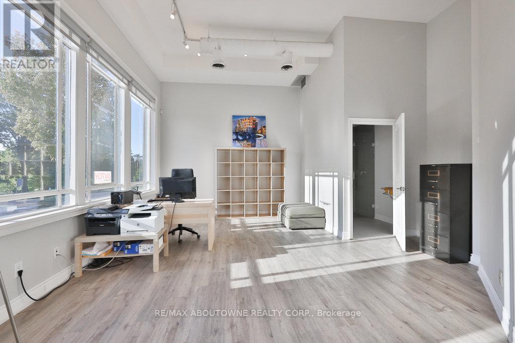 8 - 120 Bronte Road, Oakville, Ontario  L6L 3C1 - Photo 40 - W12408129