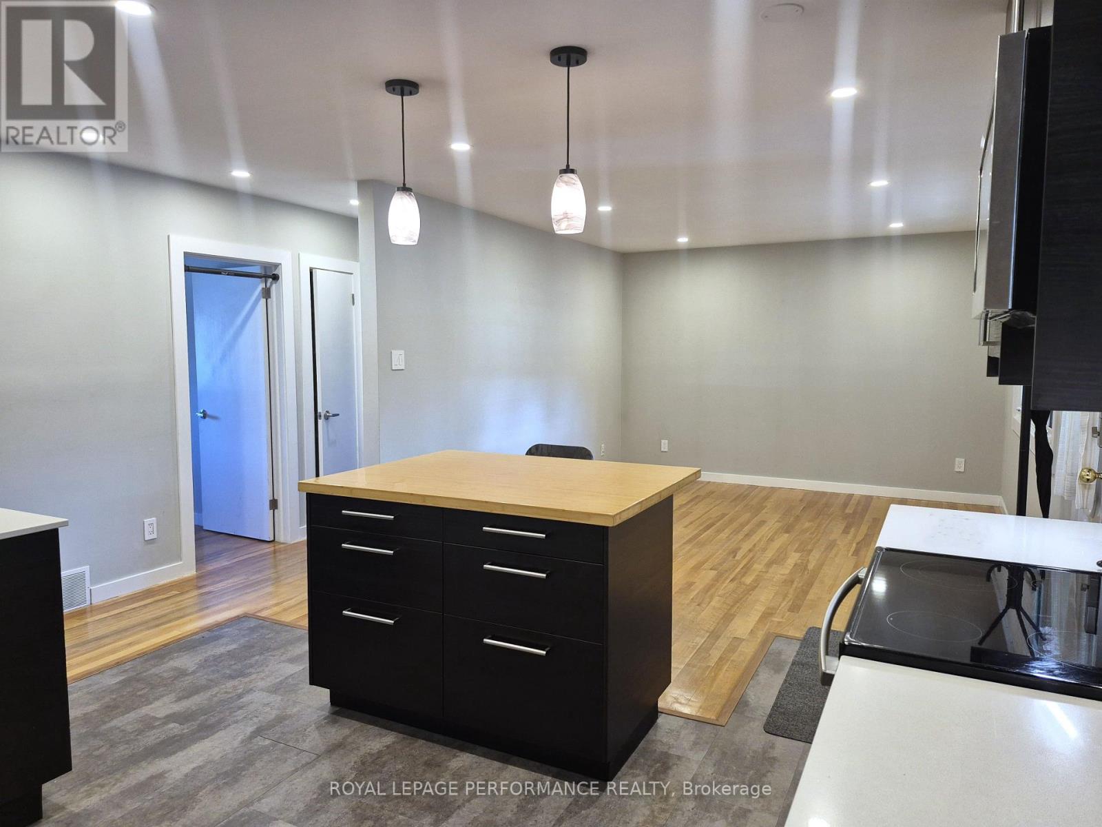 A - 2529 Roman Avenue, Ottawa, Ontario  K2B 7X8 - Photo 12 - X12389990