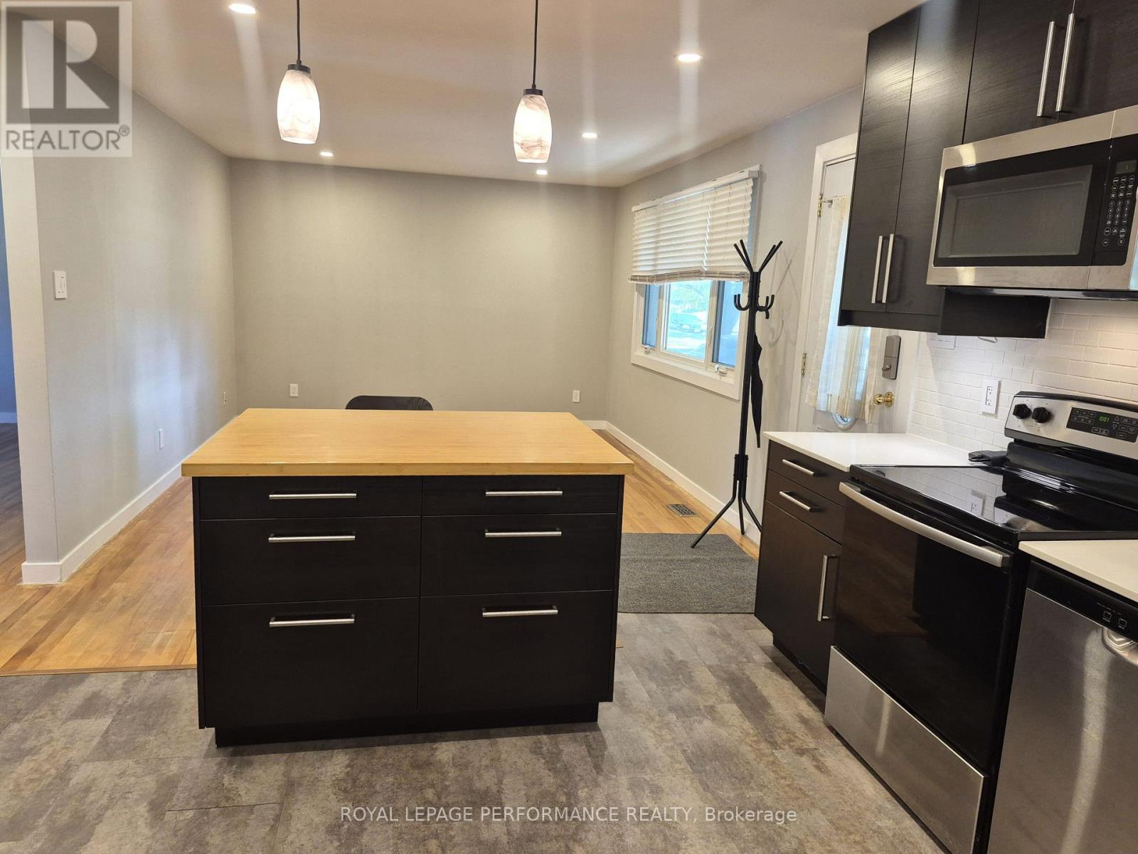 A - 2529 Roman Avenue, Ottawa, Ontario  K2B 7X8 - Photo 9 - X12389990