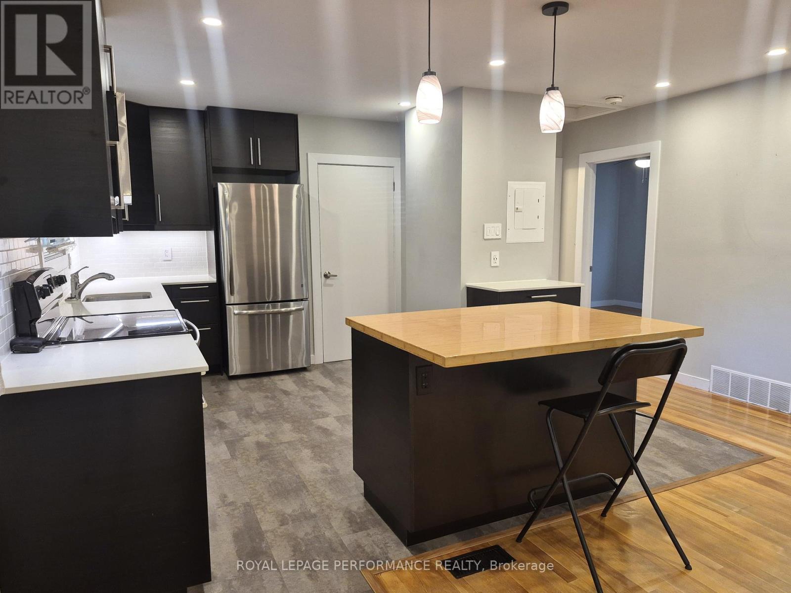 A - 2529 Roman Avenue, Ottawa, Ontario  K2B 7X8 - Photo 7 - X12389990