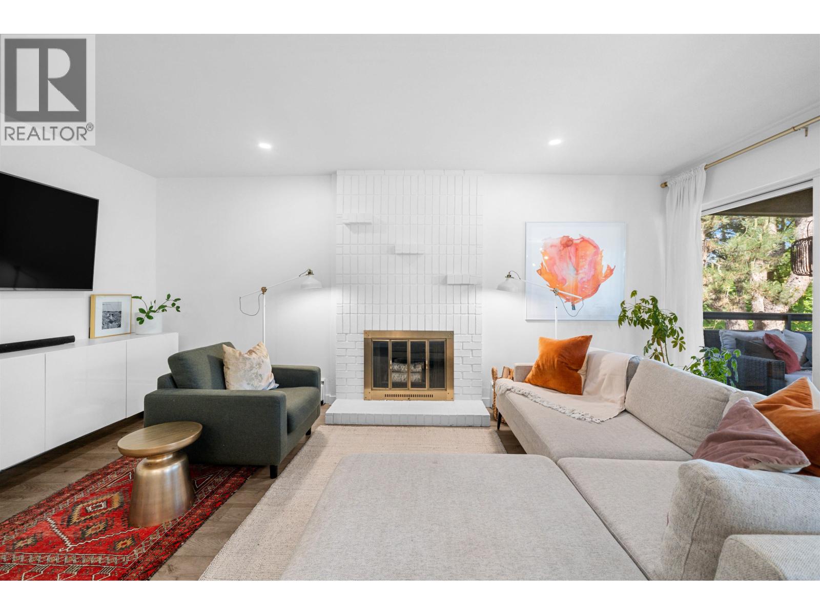 302 1720 W 12th Avenue, Vancouver, British Columbia  V6J 2E6 - Photo 1 - R3048910
