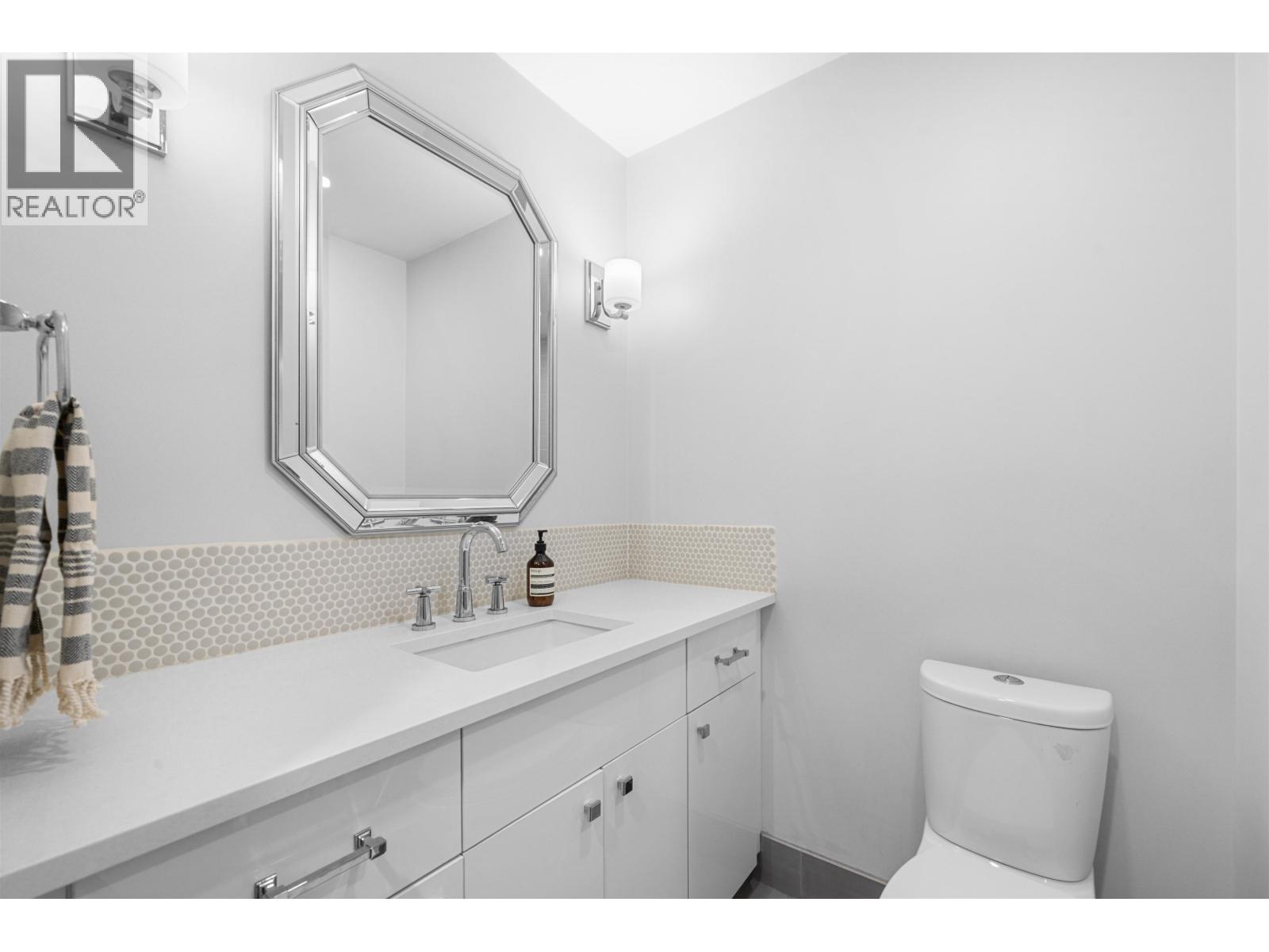 302 1720 W 12th Avenue, Vancouver, British Columbia  V6J 2E6 - Photo 18 - R3048910