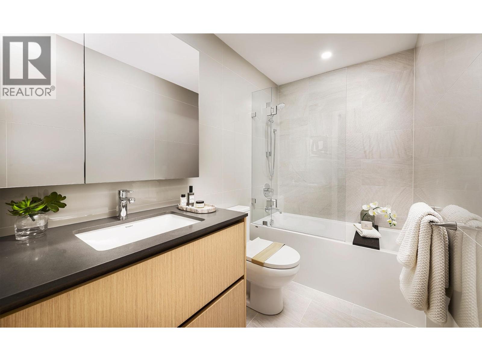 1001 5593 No. 3 Road, Richmond, British Columbia V6X 0X6 - Photo 5 - R3048554