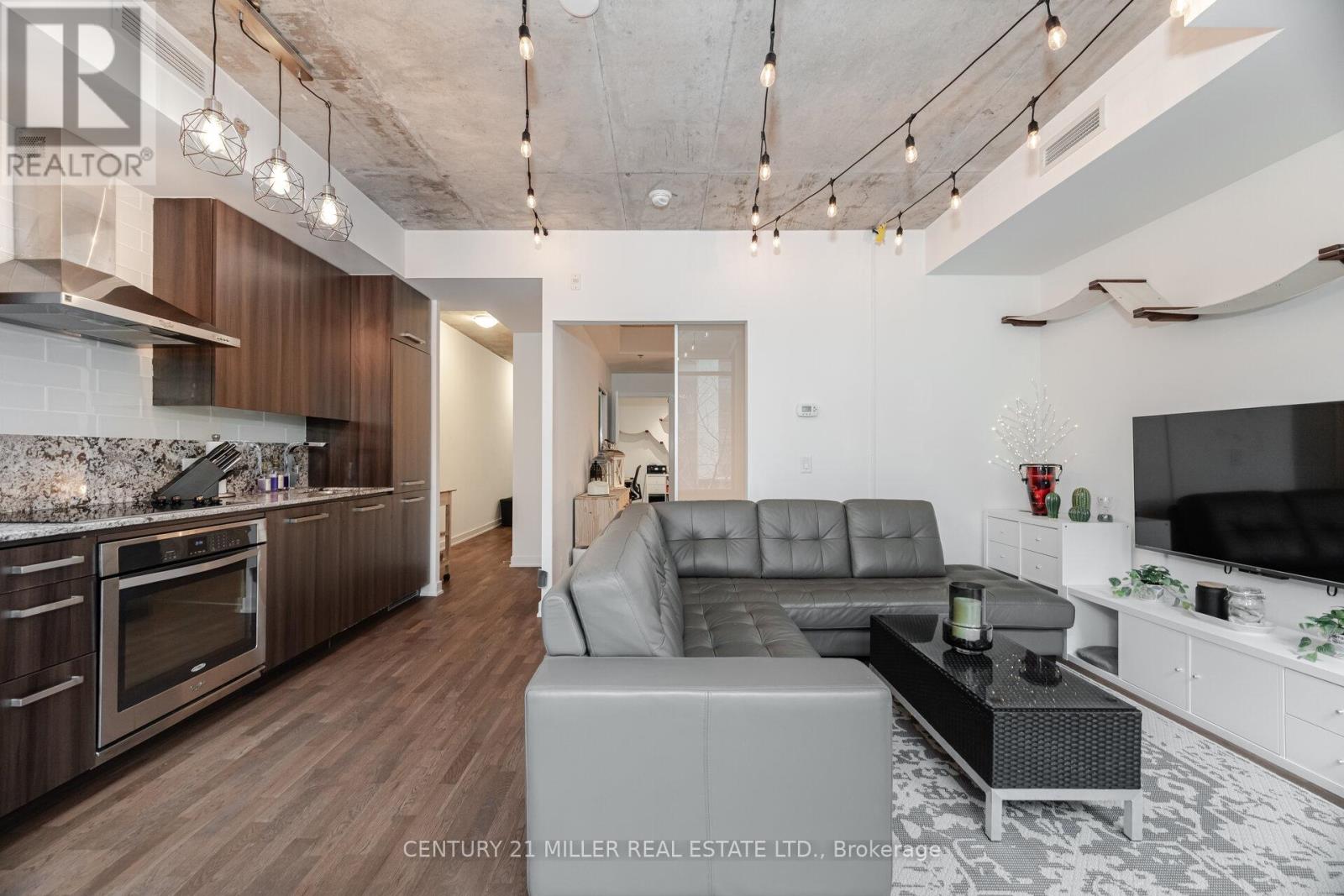 301 - 15 Beverley Street, Toronto, Ontario  M5T 1X8 - Photo 15 - C12408169