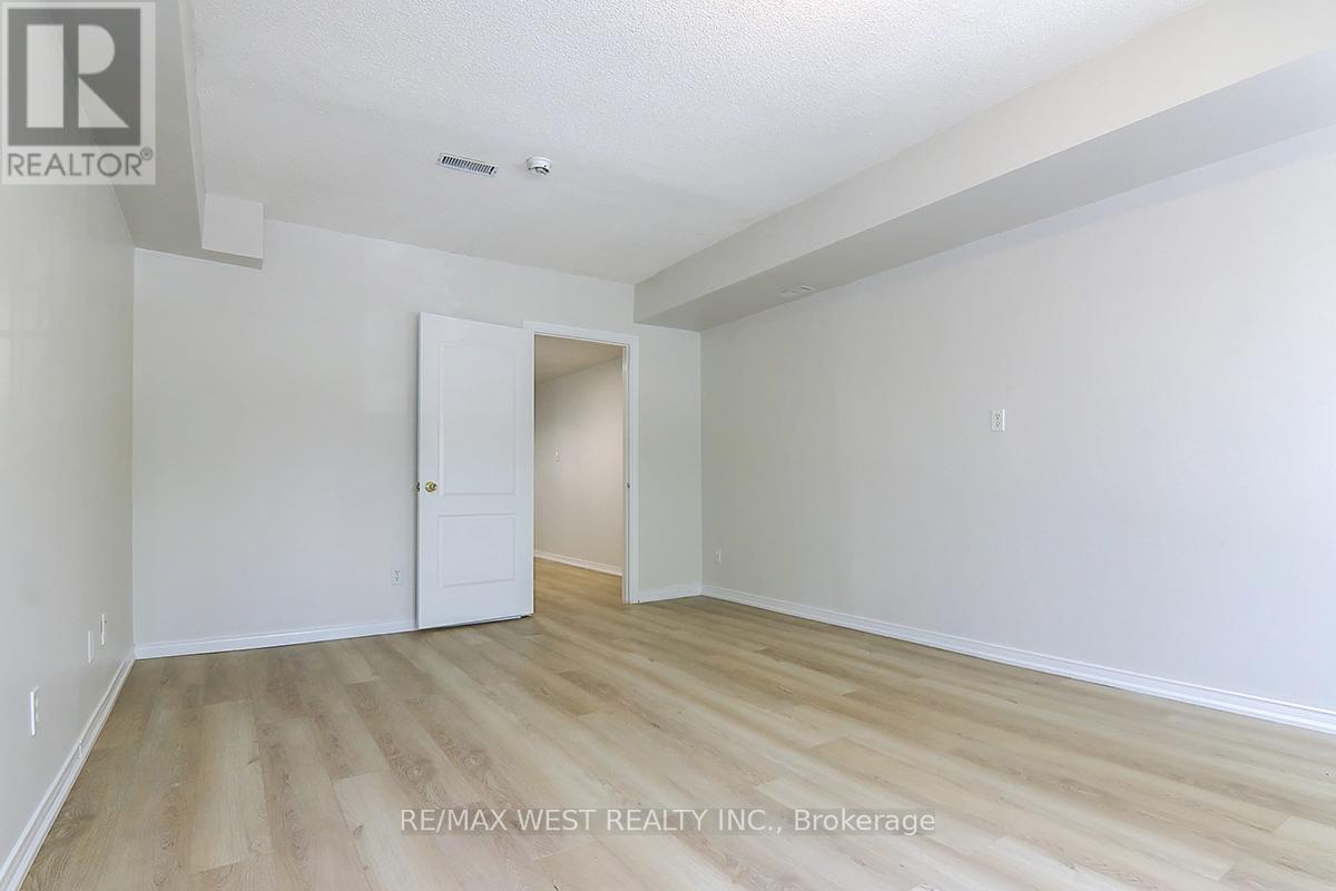 20 Azzarello Lane, Toronto, Ontario  M4J 5C4 - Photo 15 - E12408171