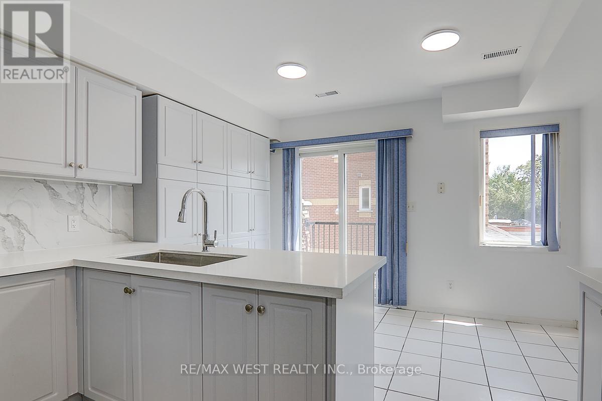20 Azzarello Lane, Toronto, Ontario  M4J 5C4 - Photo 16 - E12408171