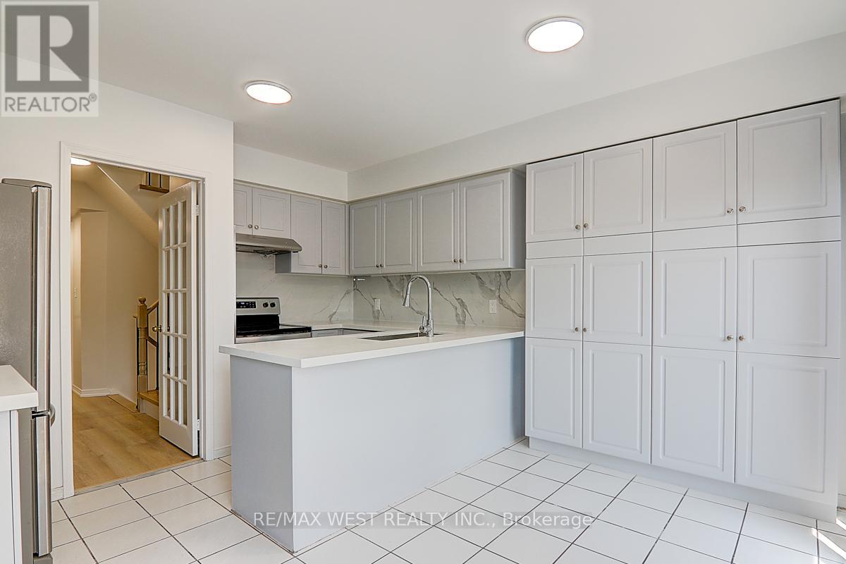 20 Azzarello Lane, Toronto, Ontario  M4J 5C4 - Photo 17 - E12408171