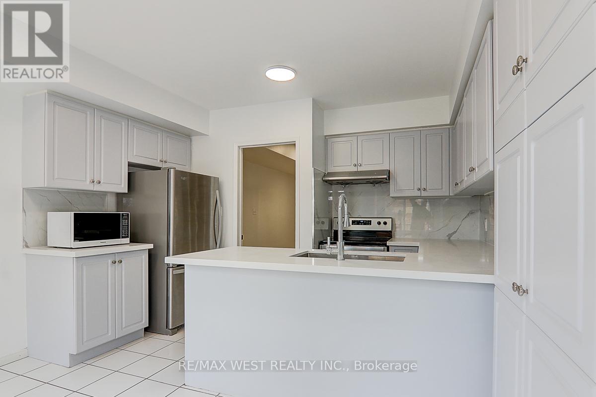 20 Azzarello Lane, Toronto, Ontario  M4J 5C4 - Photo 19 - E12408171
