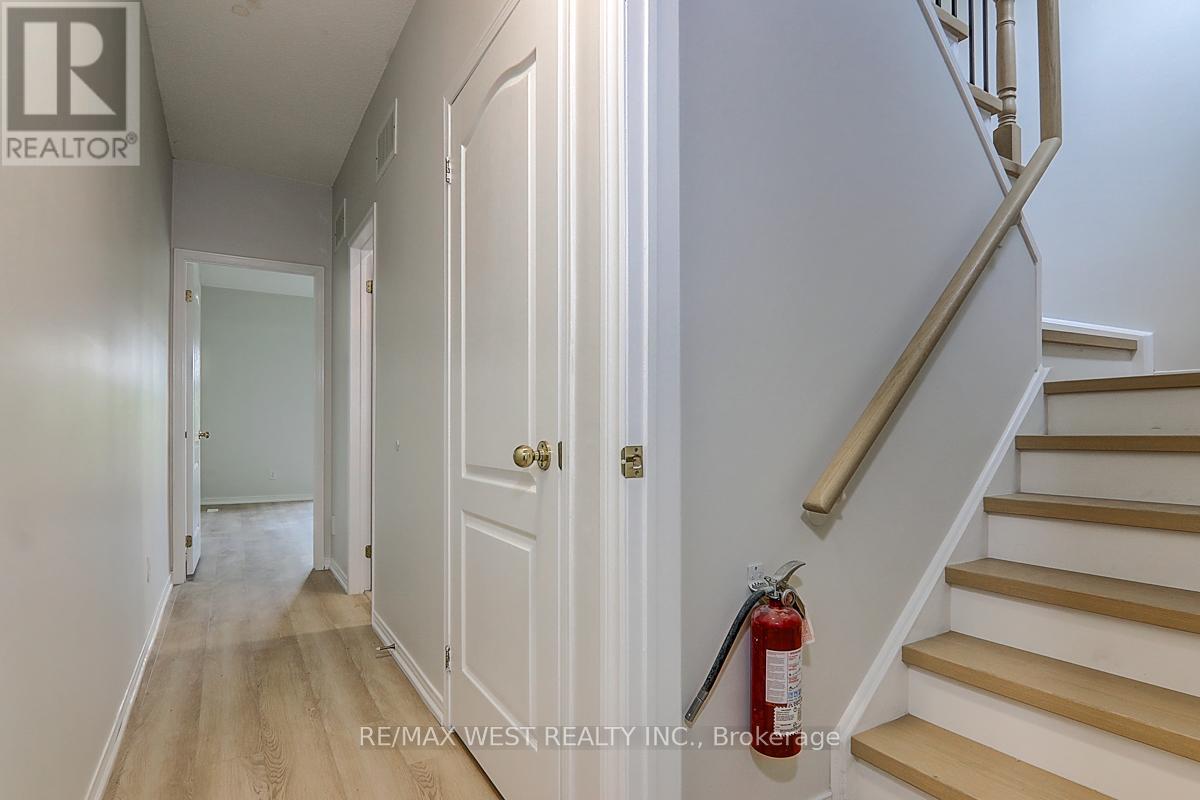 20 Azzarello Lane, Toronto, Ontario  M4J 5C4 - Photo 26 - E12408171