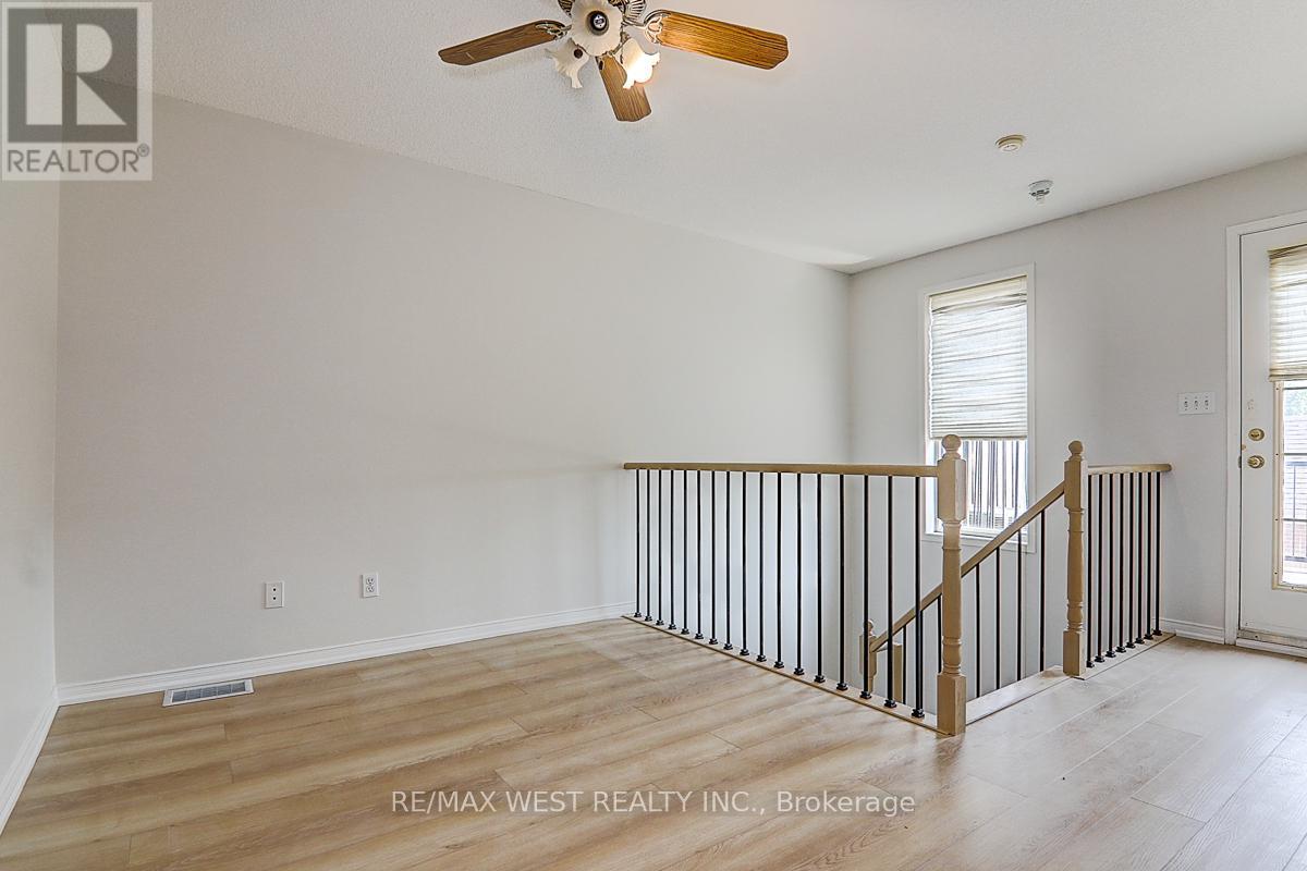 20 Azzarello Lane, Toronto, Ontario  M4J 5C4 - Photo 32 - E12408171