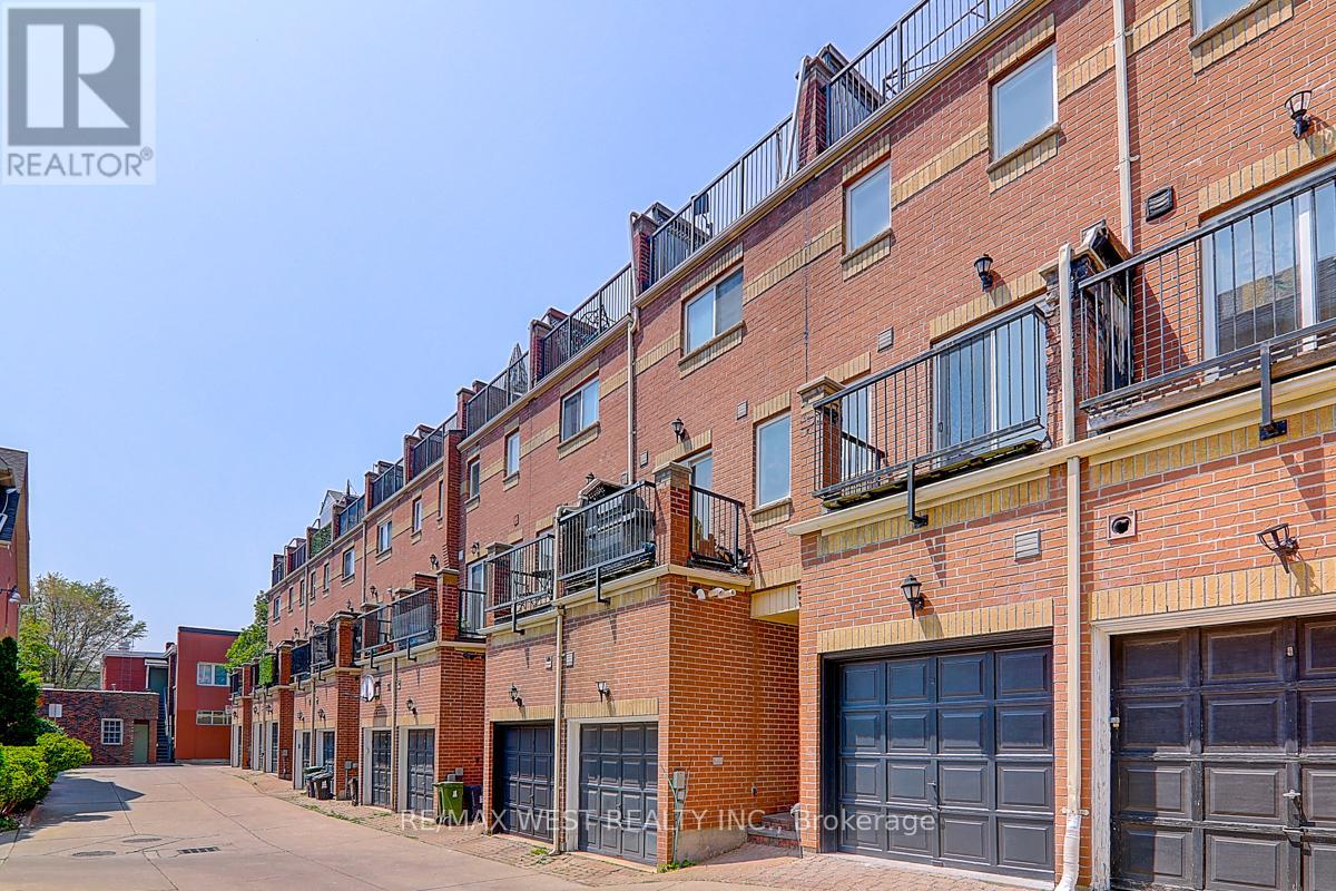 20 Azzarello Lane, Toronto, Ontario  M4J 5C4 - Photo 42 - E12408171