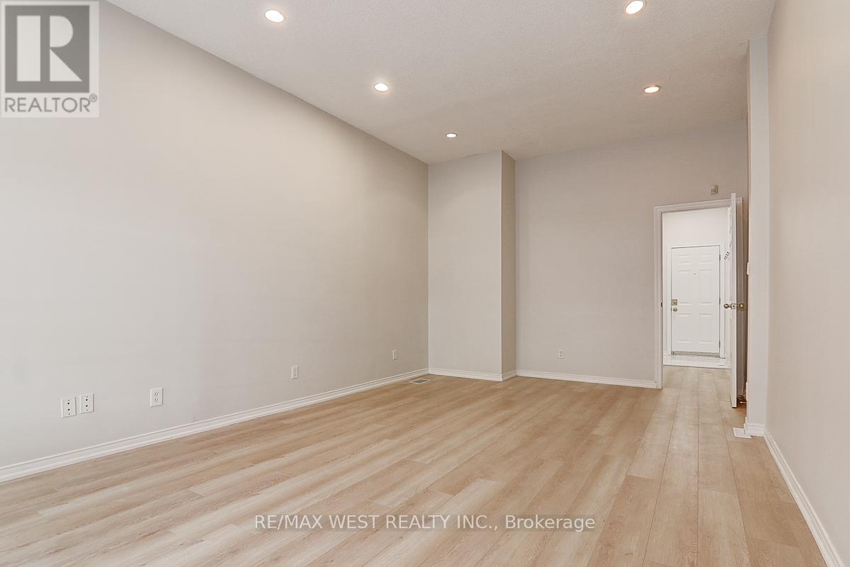 20 Azzarello Lane, Toronto, Ontario  M4J 5C4 - Photo 8 - E12408171