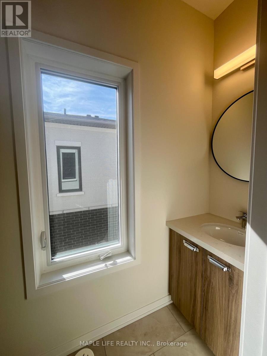 176 Matawin Lane, Richmond Hill, Ontario  L4B 3X9 - Photo 7 - N12408164