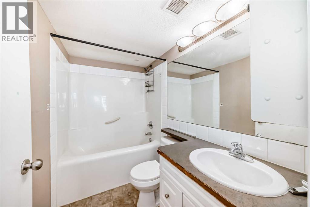 411, 2000 Applevillage Court Se, Calgary, Alberta  T2A 7Z4 - Photo 20 - A2250049