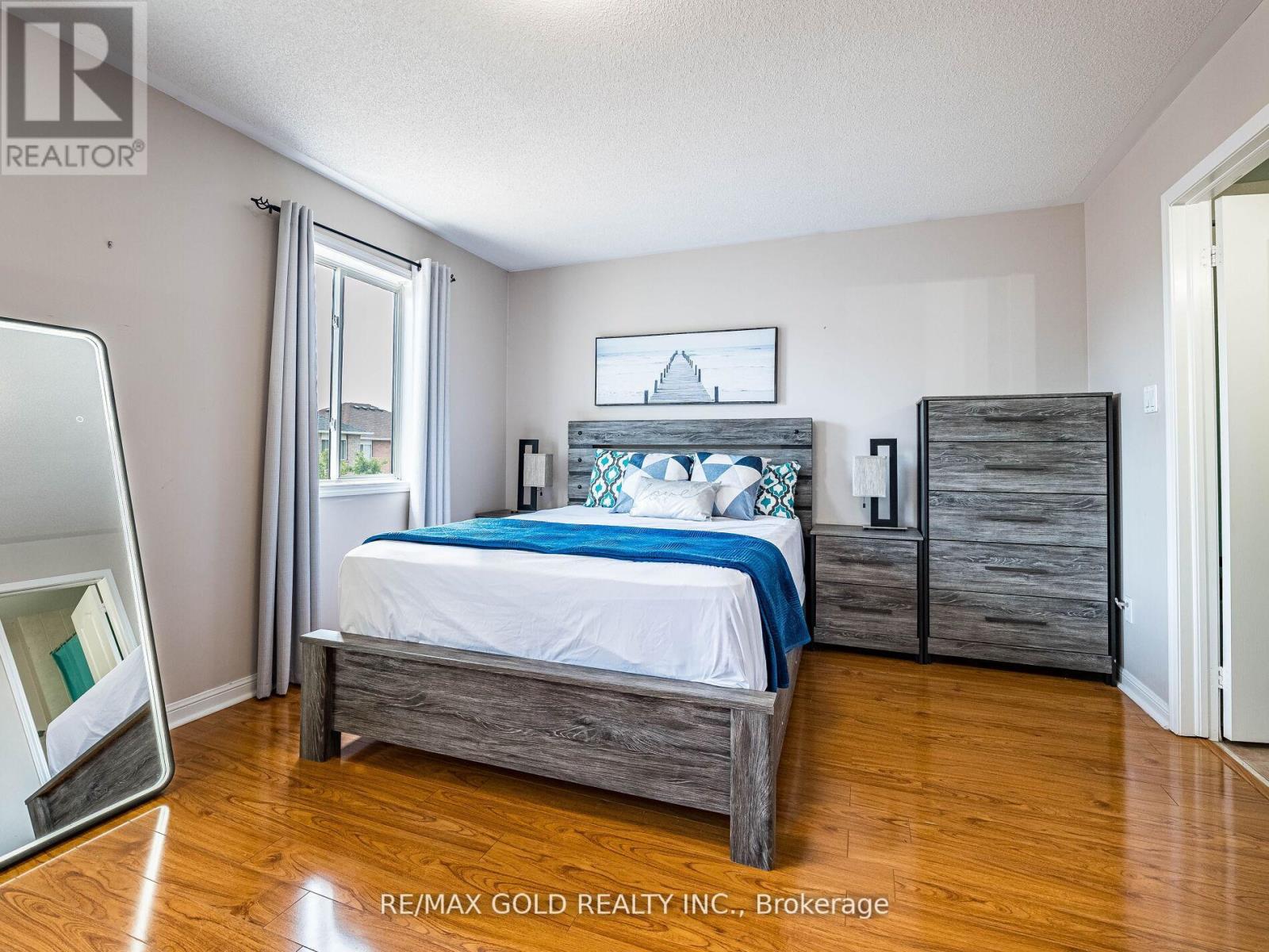 35 Garibaldi Drive, Brampton, Ontario  L6X 4Y7 - Photo 24 - W12408167