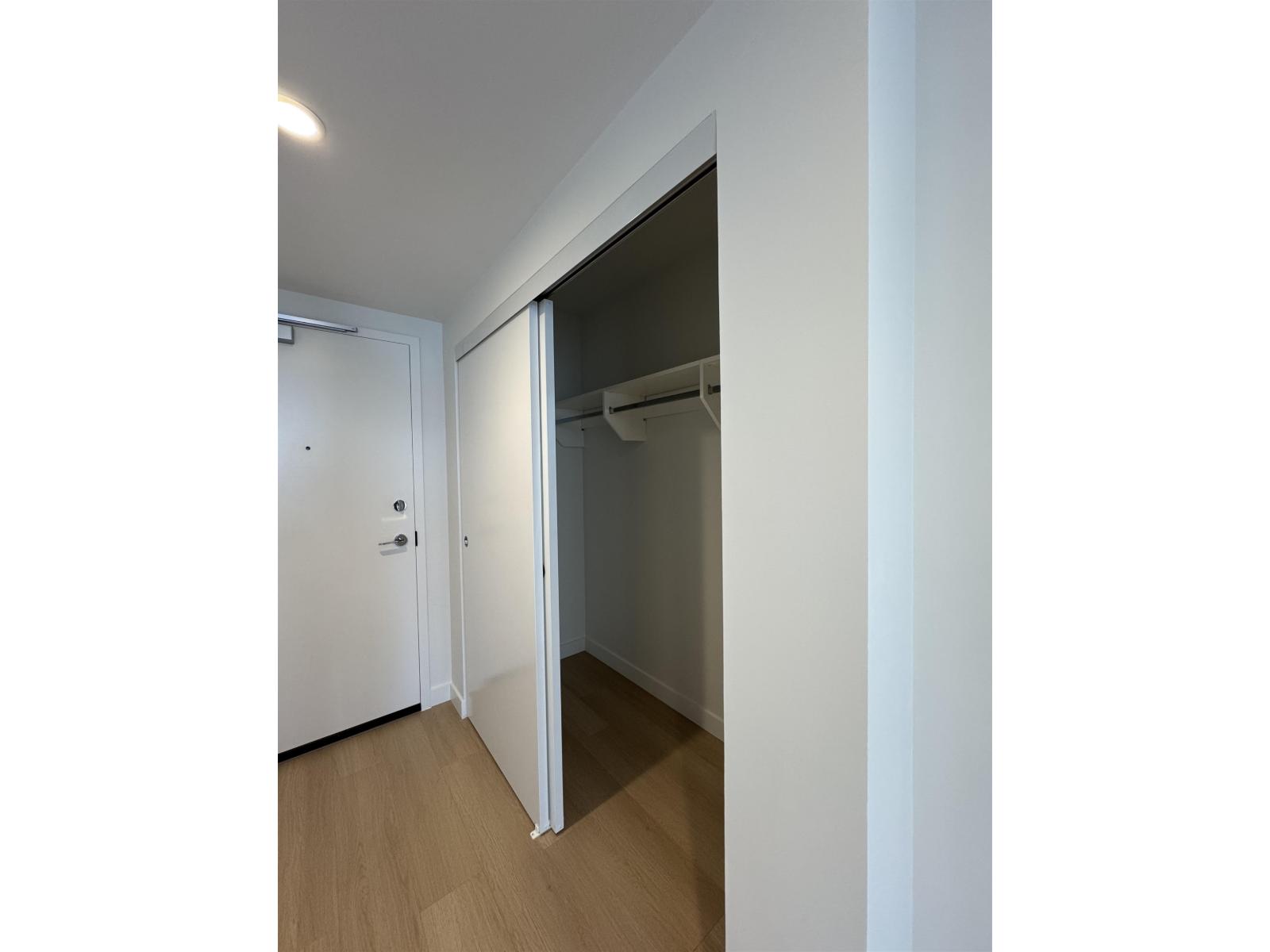 1612 13725 George Junction, Surrey, British Columbia  V3T 0R1 - Photo 11 - R3047028
