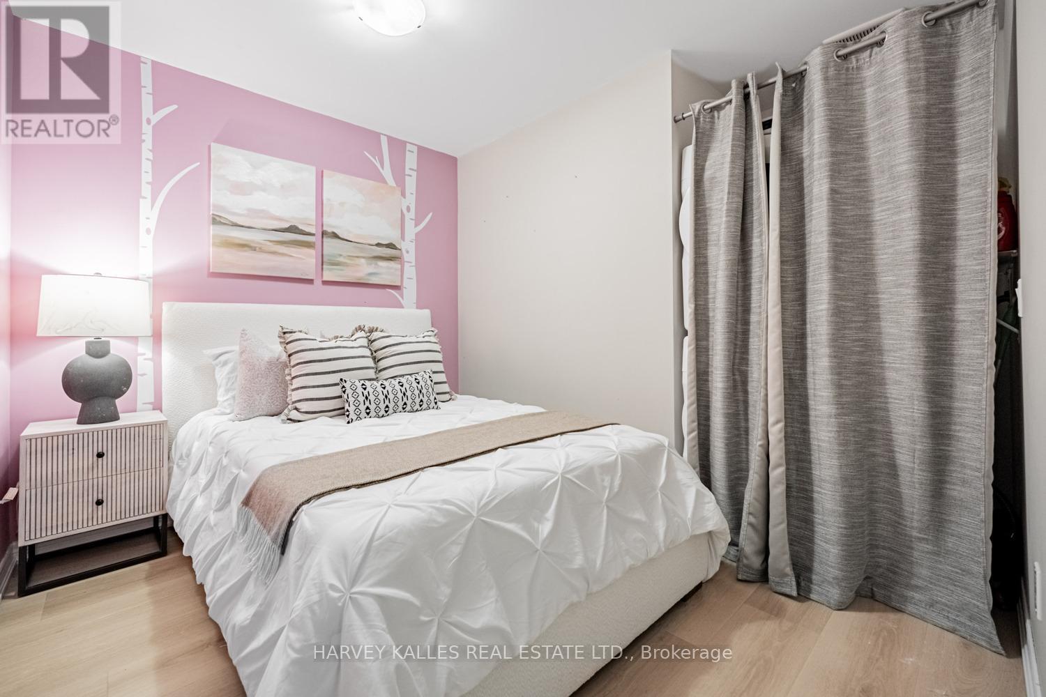 300 Humphrey Street, Hamilton, Ontario  L8B 1W5 - Photo 26 - X12408160