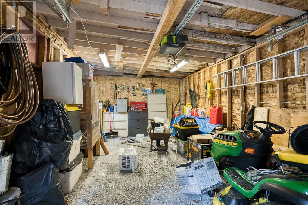775 Darling Concession 7, Lanark Highlands, Ontario  K0A 1P0 - Photo 25 - X12408183