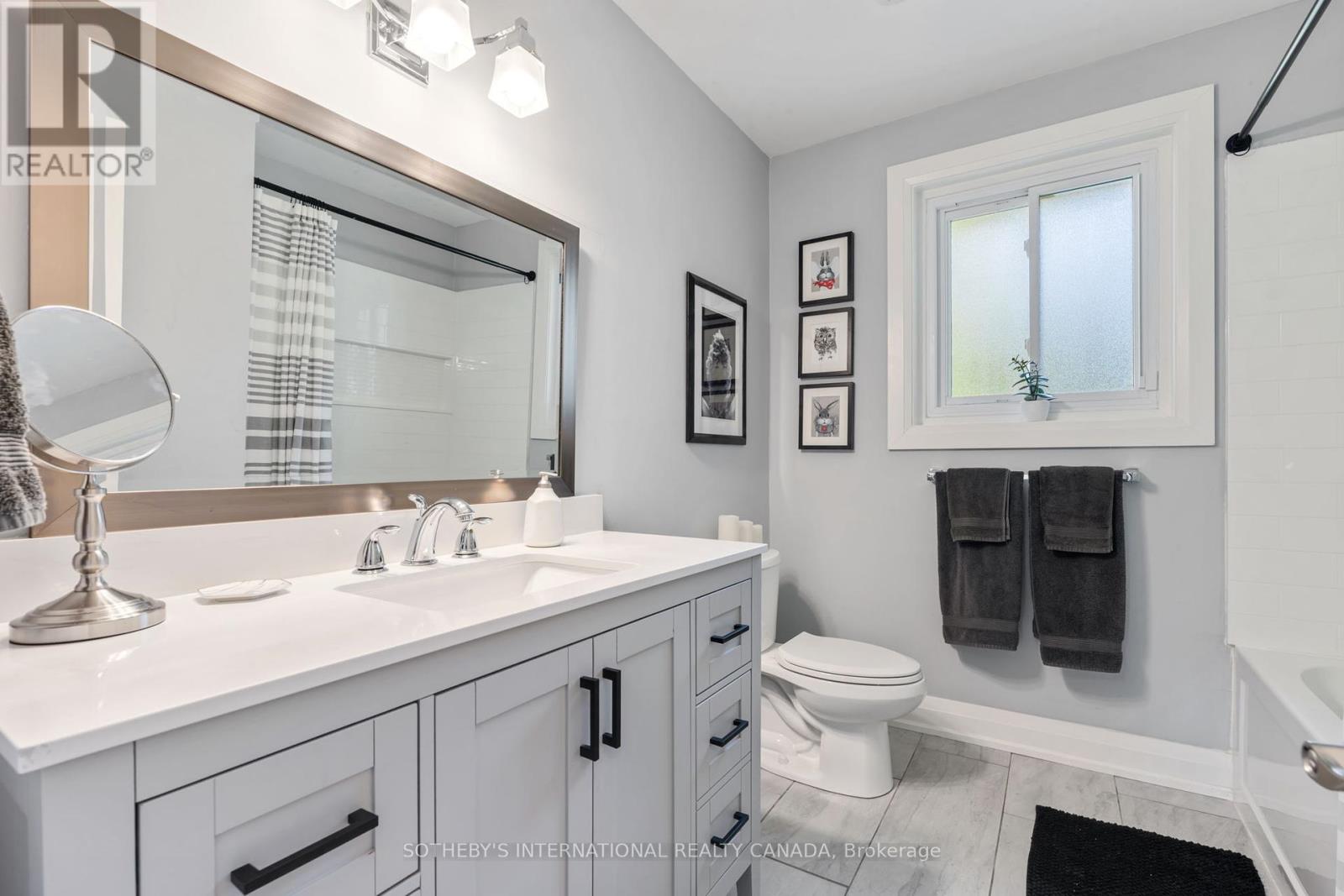 902 Vistula Drive, Pickering, Ontario  L1W 2L5 - Photo 19 - E12405933