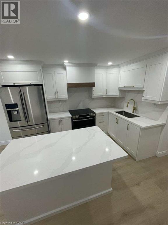 27 Spachman Street, Kitchener, Ontario  N2R 0N5 - Photo 1 - 40770631