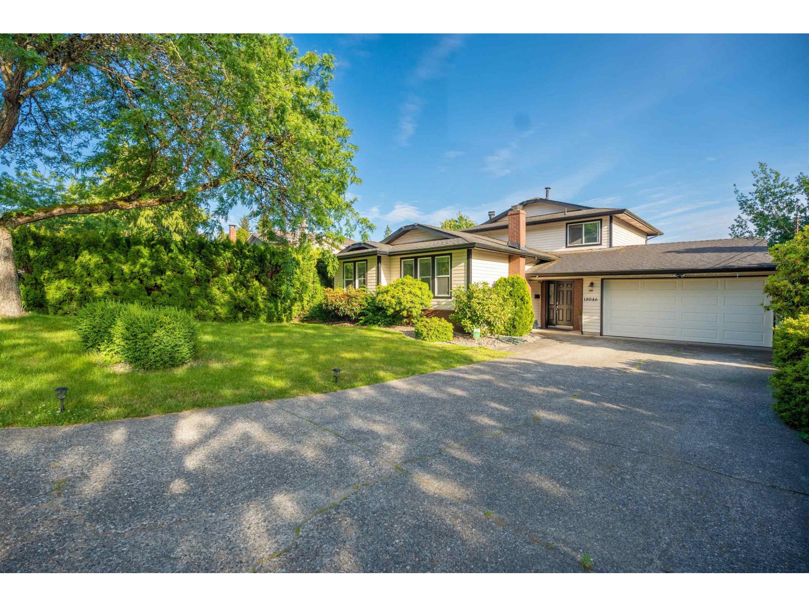 18046 61a Avenue, Surrey, British Columbia  V3S 5X1 - Photo 2 - R3048522