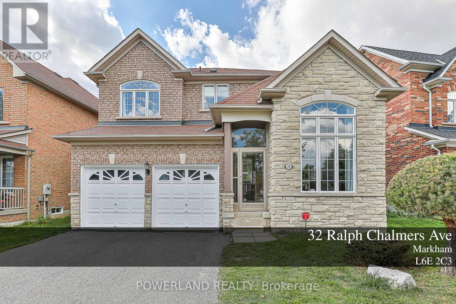 32 RALPH CHALMERS AVENUE, Markham, Ontario