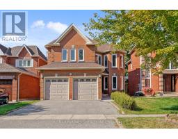 26 Sandfield Drive, Aurora (Aurora Highlands), Ca