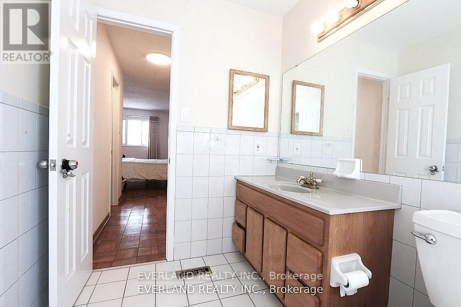 87 Kyla Crescent, Markham, Ontario  L3S 2Y4 - Photo 18 - N12408209