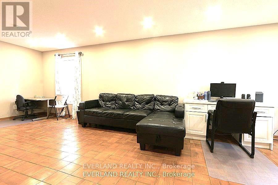 87 Kyla Crescent, Markham, Ontario  L3S 2Y4 - Photo 33 - N12408209