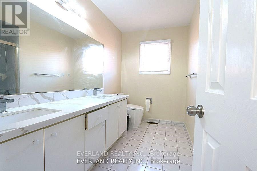 87 Kyla Crescent, Markham, Ontario  L3S 2Y4 - Photo 7 - N12408209