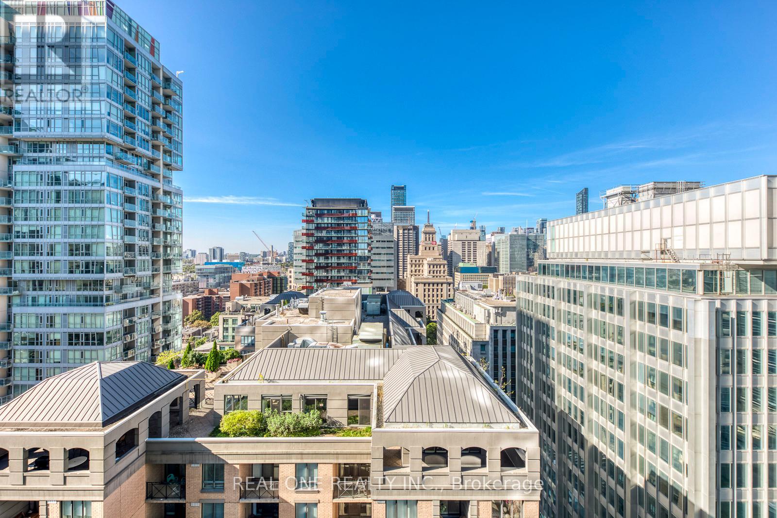 2007 - 126 Simcoe Street, Toronto, Ontario  M5H 4E6 - Photo 10 - C12373206