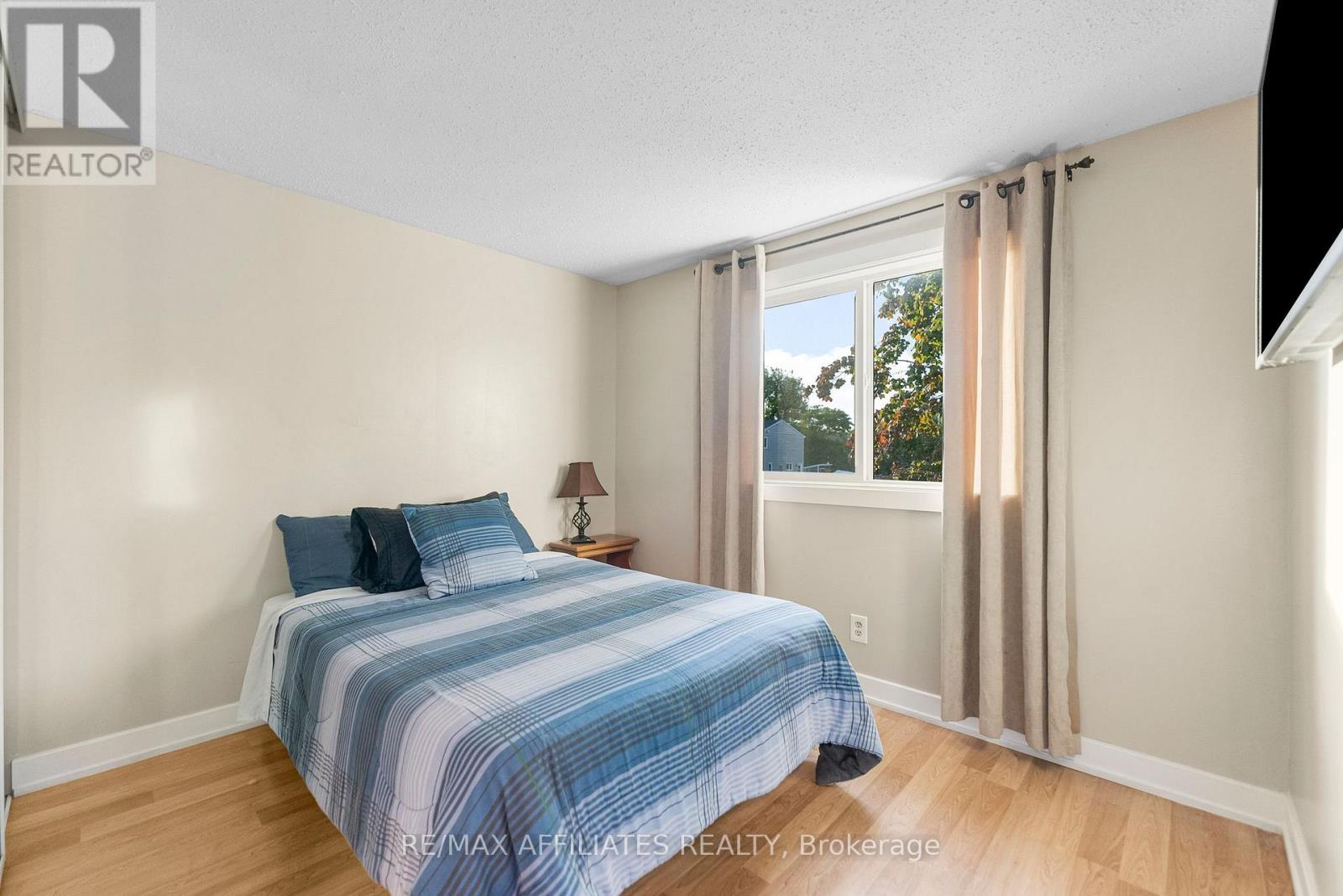 31 Exeter Drive, Ottawa, Ontario  K2J 1Z9 - Photo 18 - X12408214